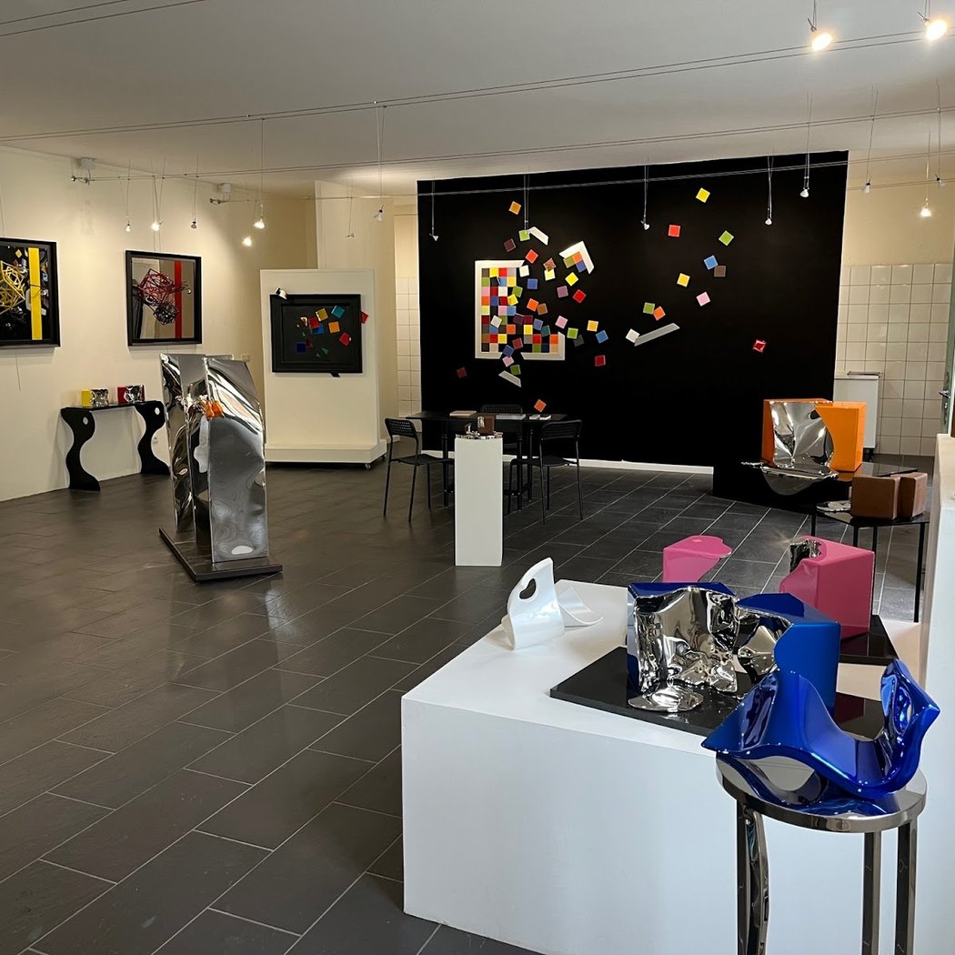 Place des Lilas - Galerie & Résidence d'Artistes 2